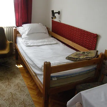 Himer Termal Panzio Guest house *