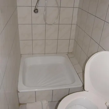 Konukevi Himer Termal Panzio